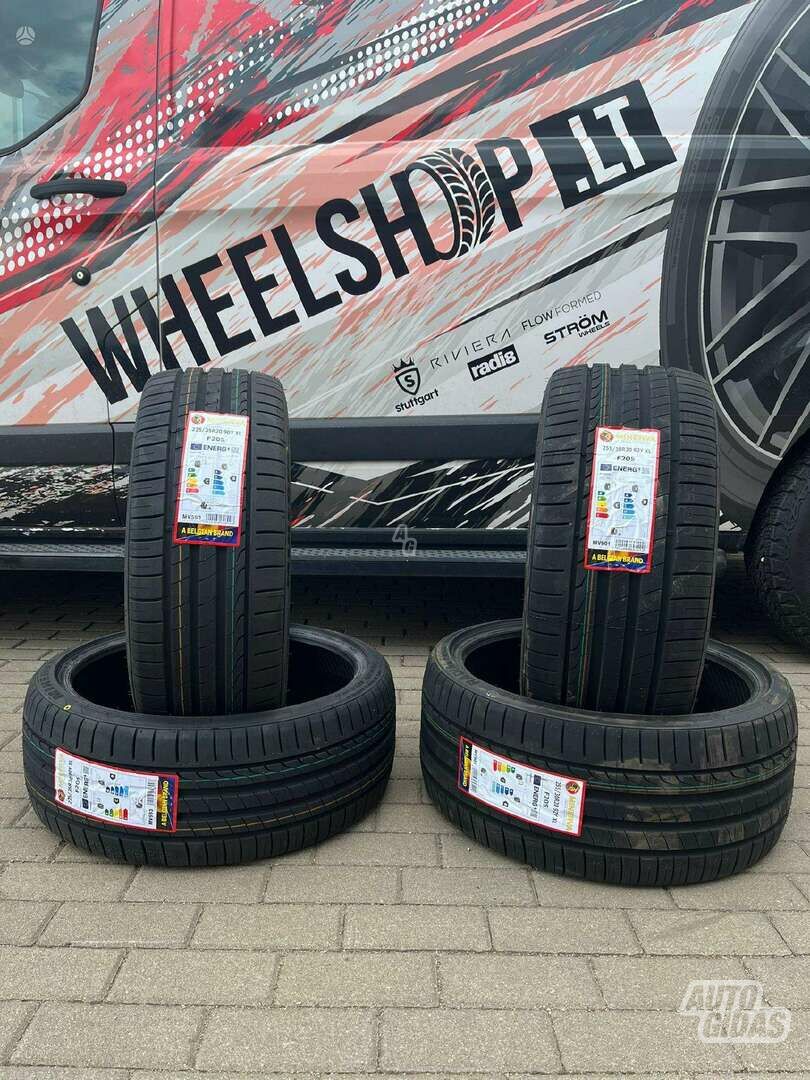 F205 225/35 + 255/30 Tyres passanger car