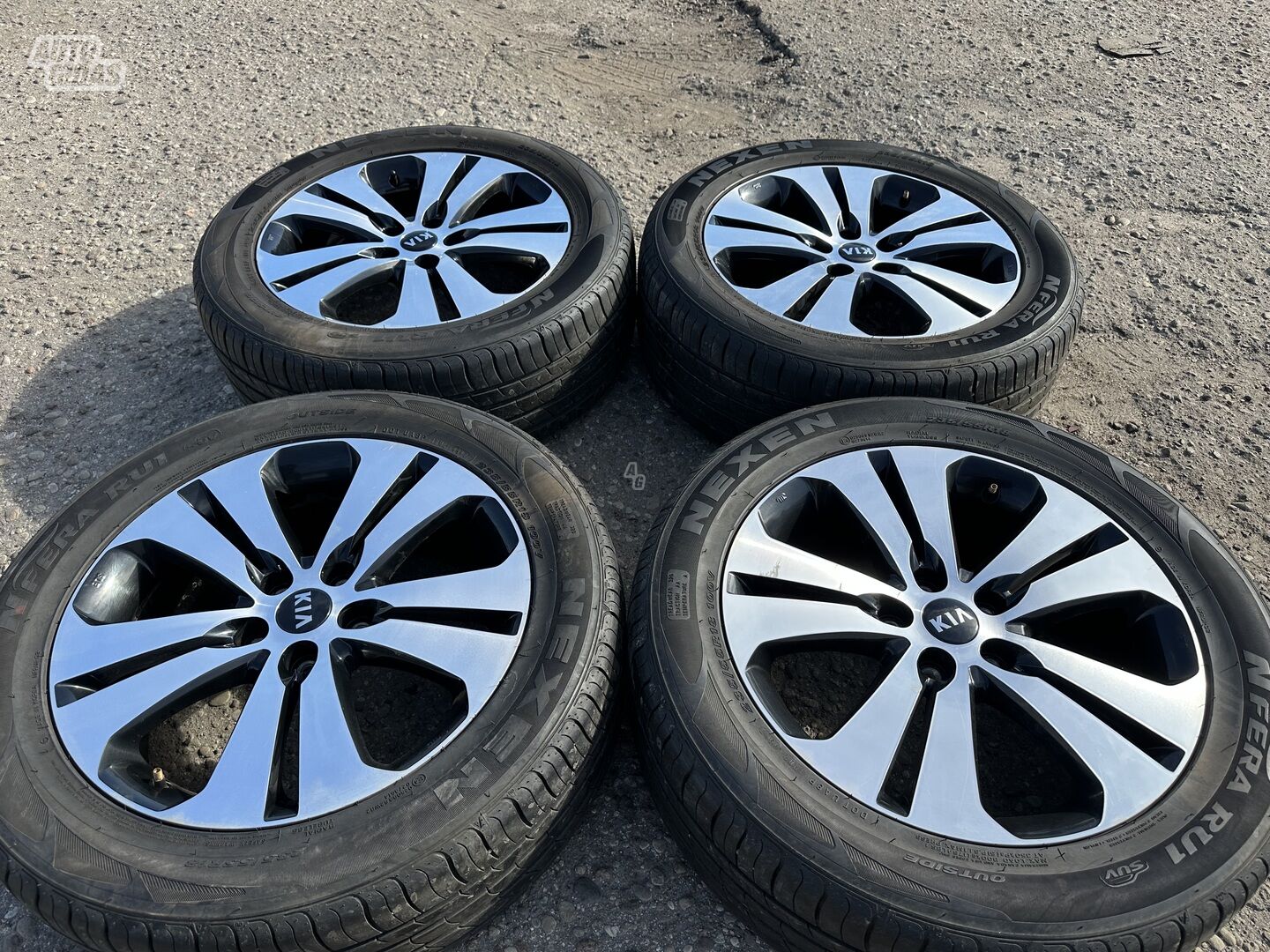 KIA Siunciam, 7J ET40 light alloy R18 rims