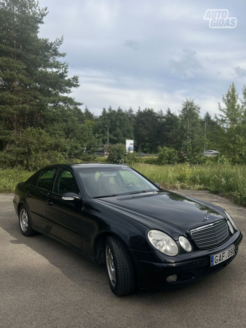 Mercedes-Benz E 220 W211 CDI 2002 y