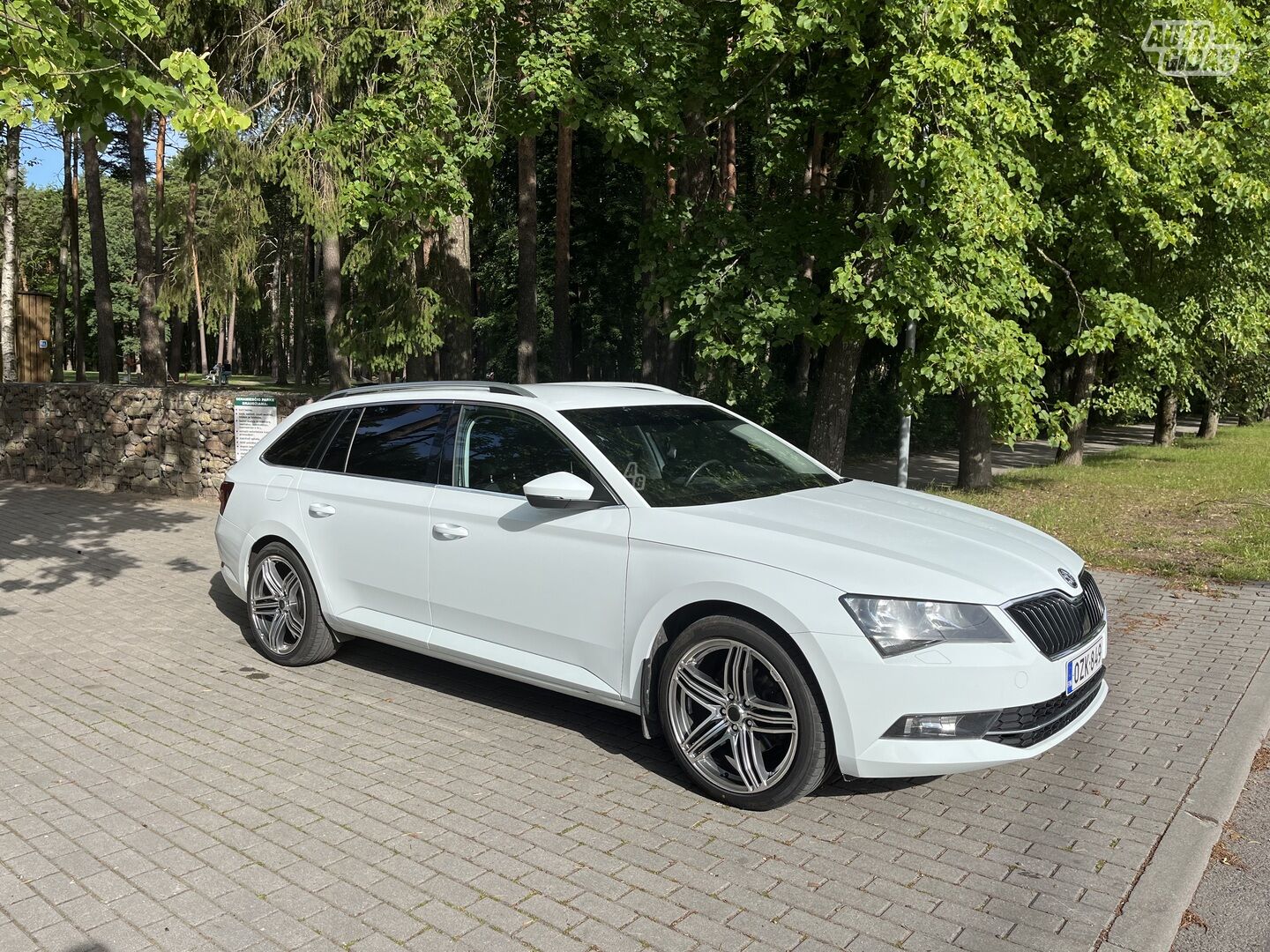 Skoda Superb 2016 m Universalas