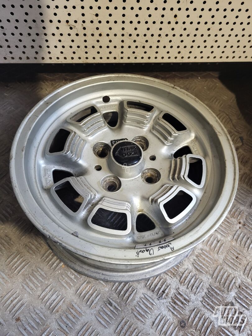 Alfa Romeo 33 R13 light alloy rims