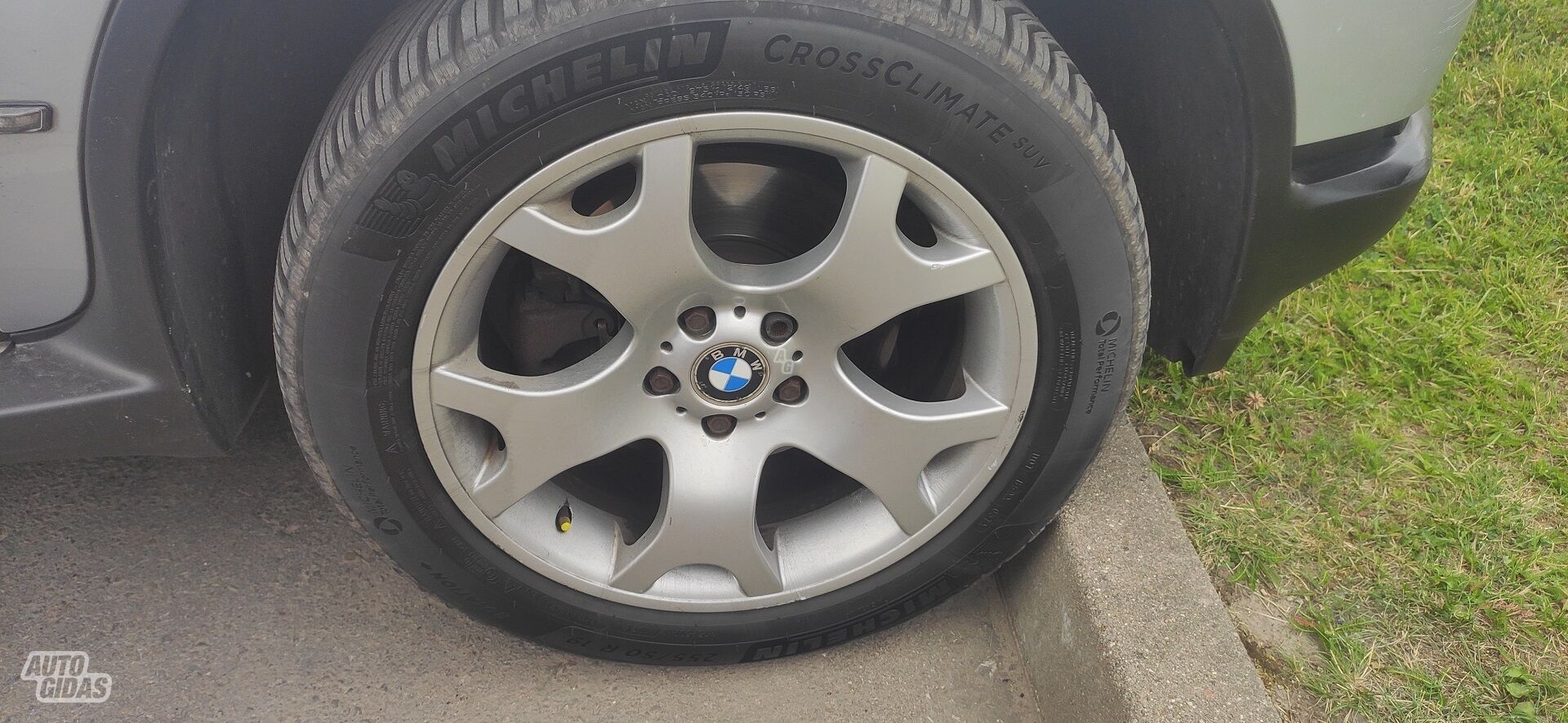 BMW X5 R19 литые диски