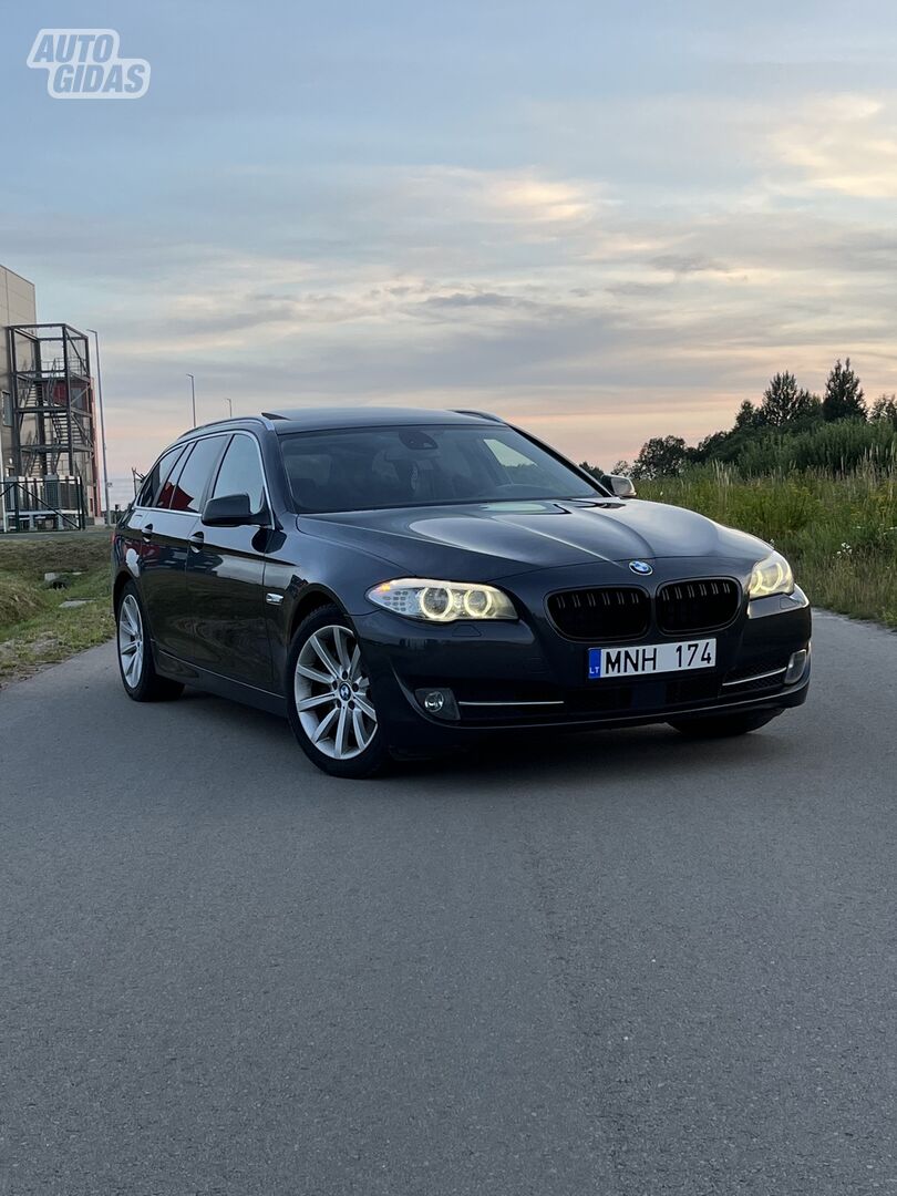 Bmw 530 d Touring 2010 y