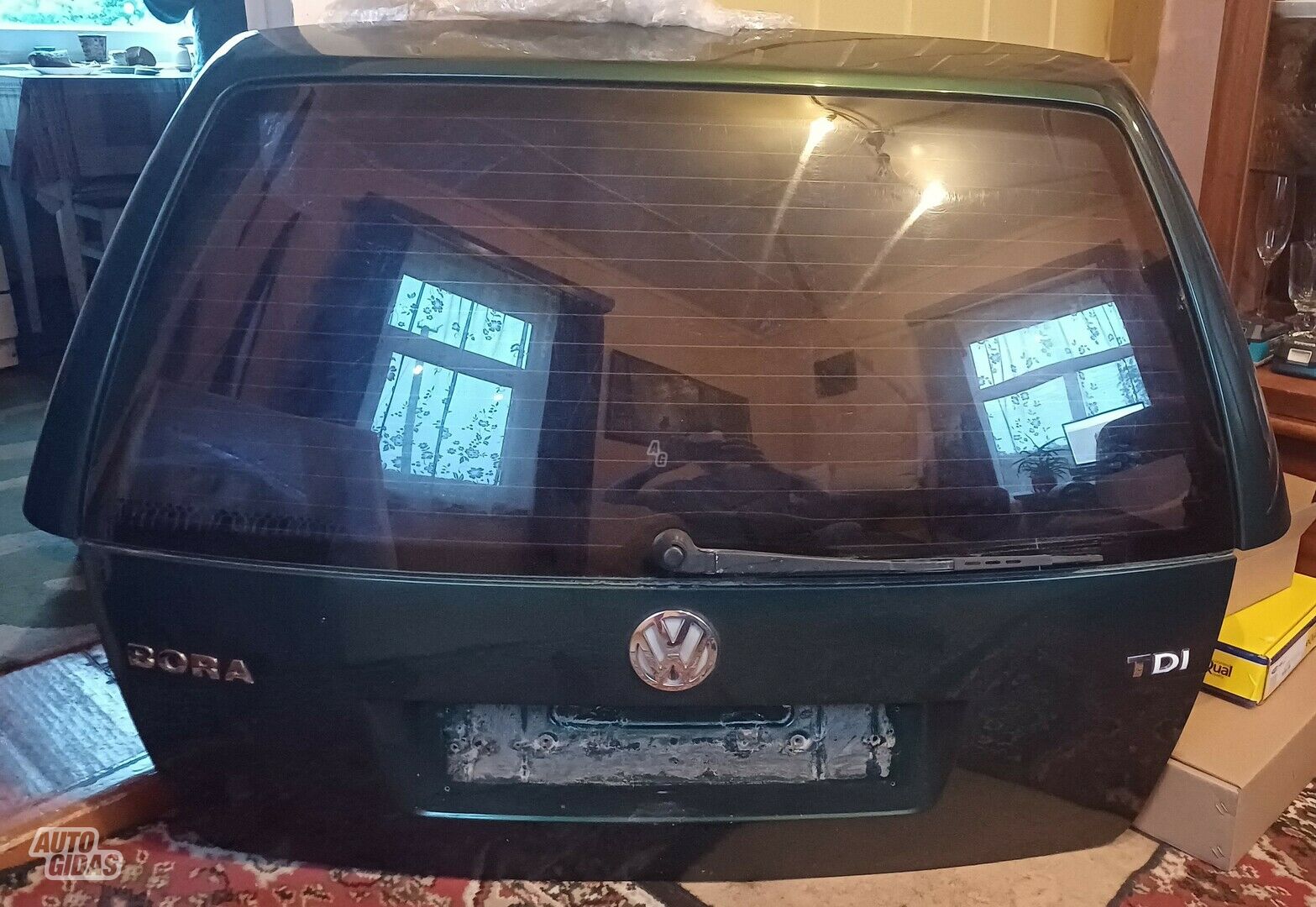 Galinis dangtis (bagažinės), Volkswagen 2003 y