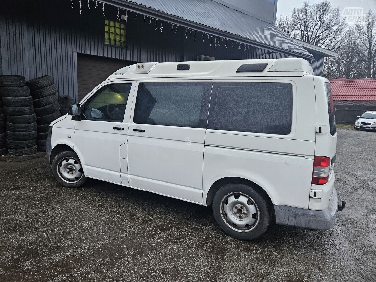 Volkswagen Transporter 2011 y Heavy minibus