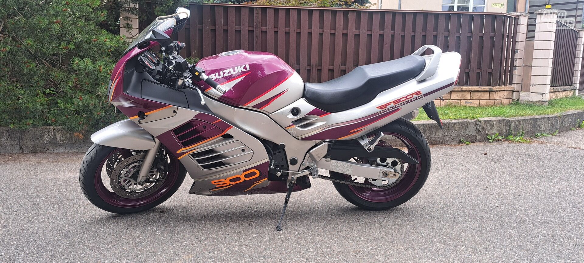 Suzuki RF 1995 y Sport / Superbike motorcycle