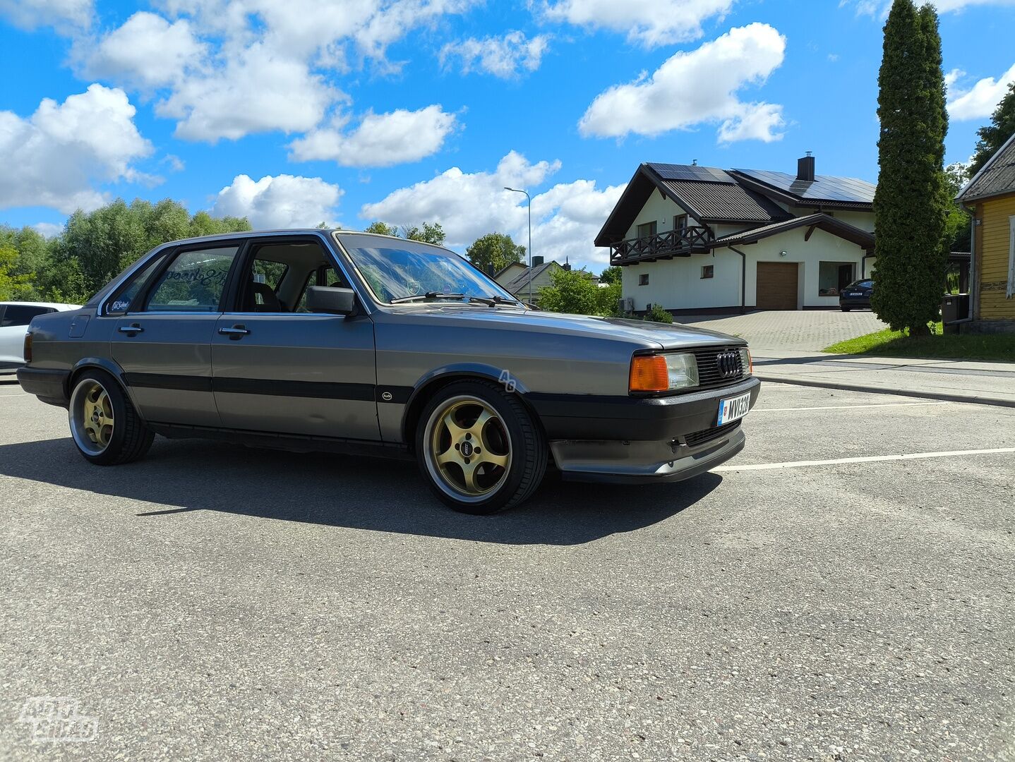 Audi 80 B2 1986 y