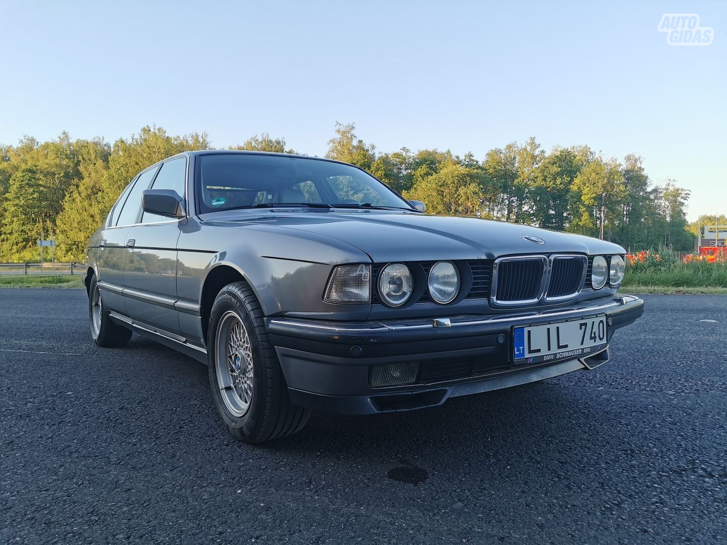 Bmw 740 i V8 1993 г