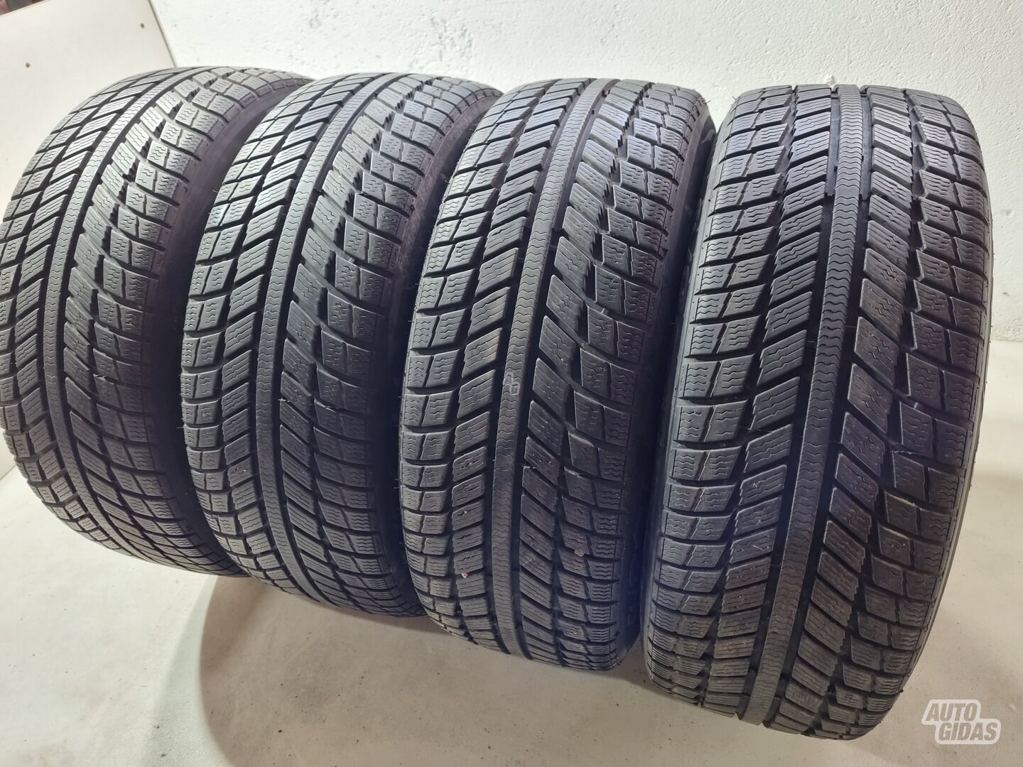 Syron 7mm, 2018m R17 universal tyres passanger car