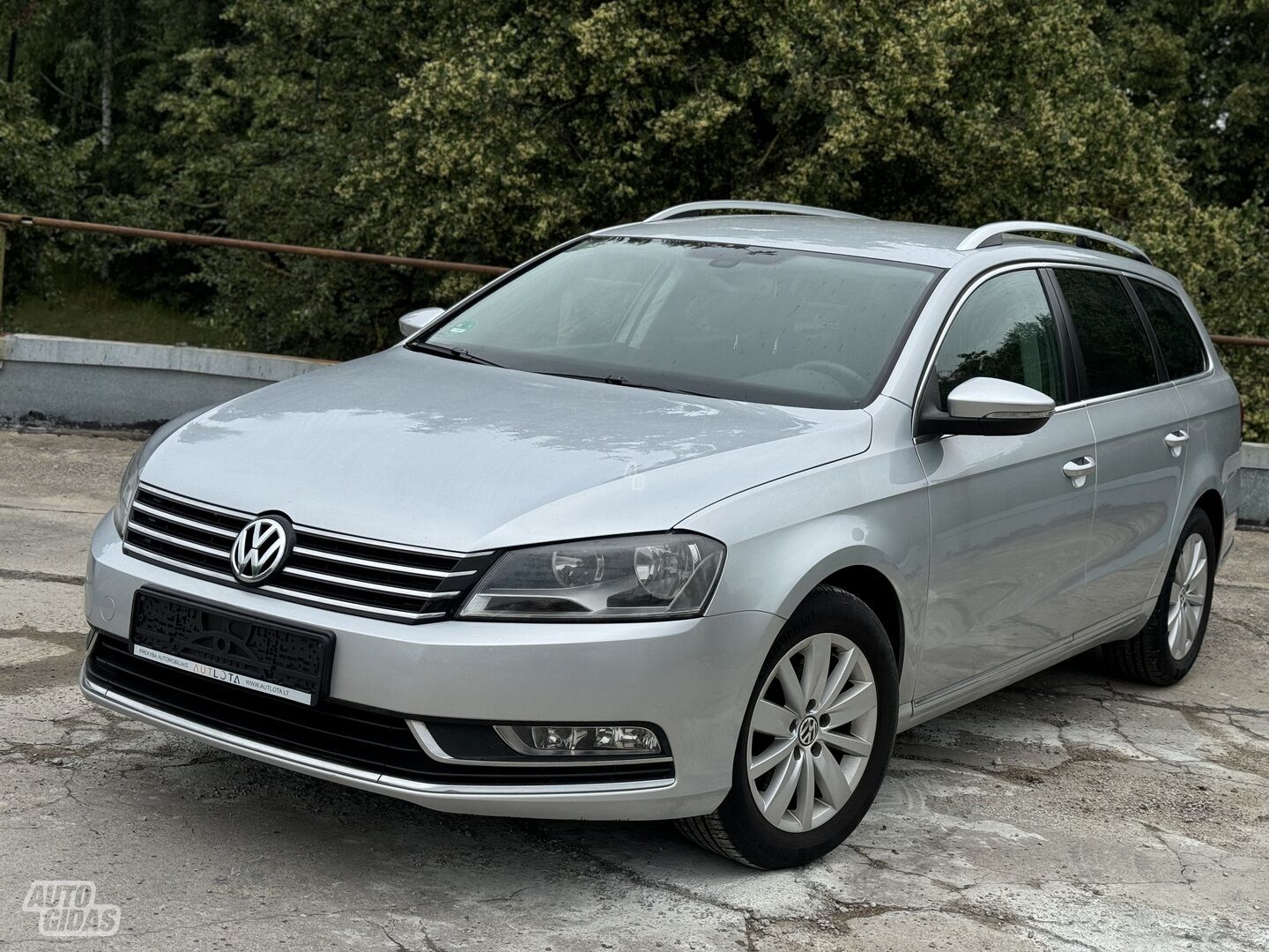 Volkswagen Passat TDI Trendline 2011 y