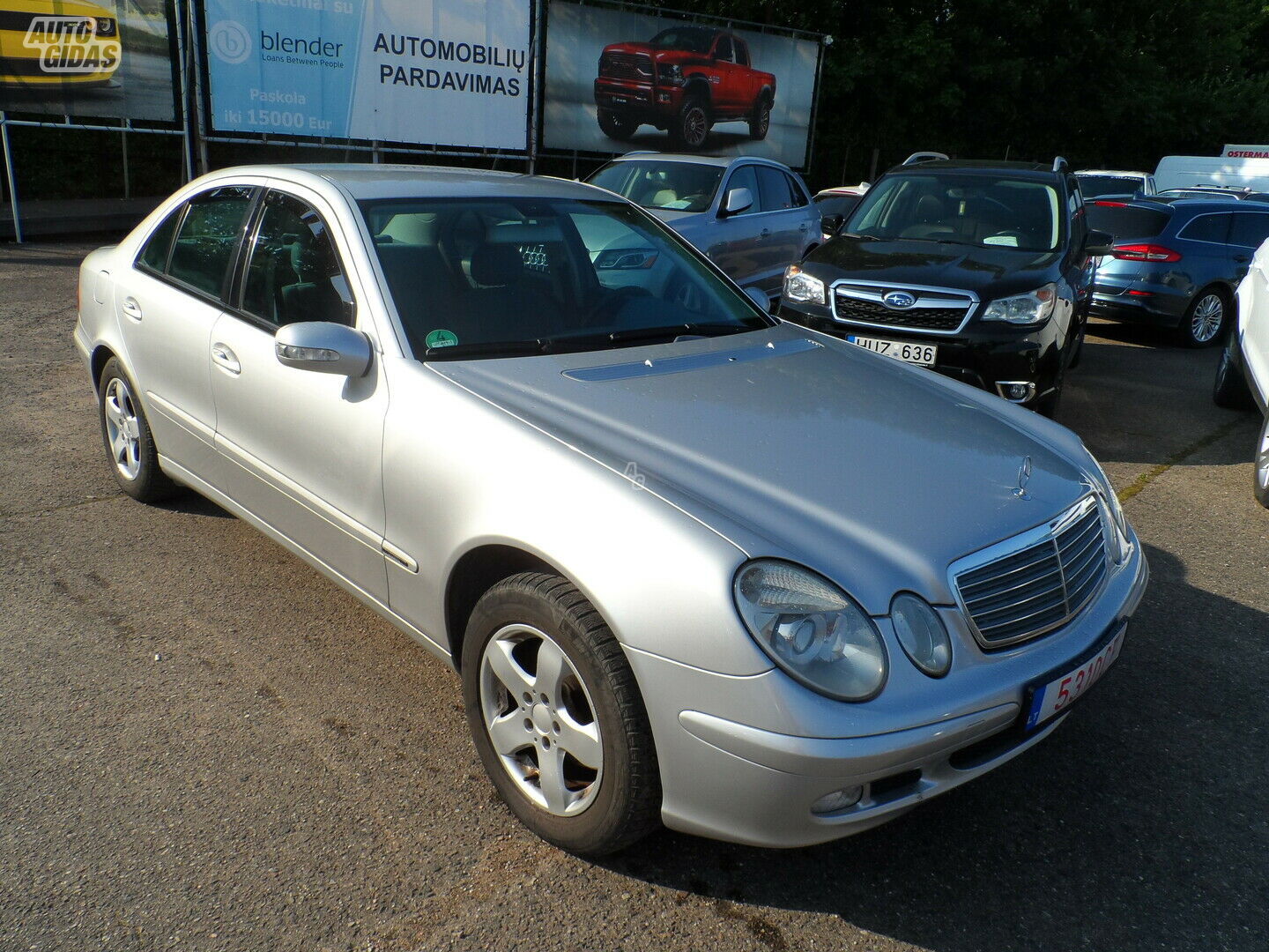 Mercedes-Benz E 220 CDI Elegance 2003 y