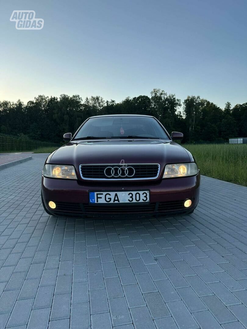 Audi A4 TDI 1998 y