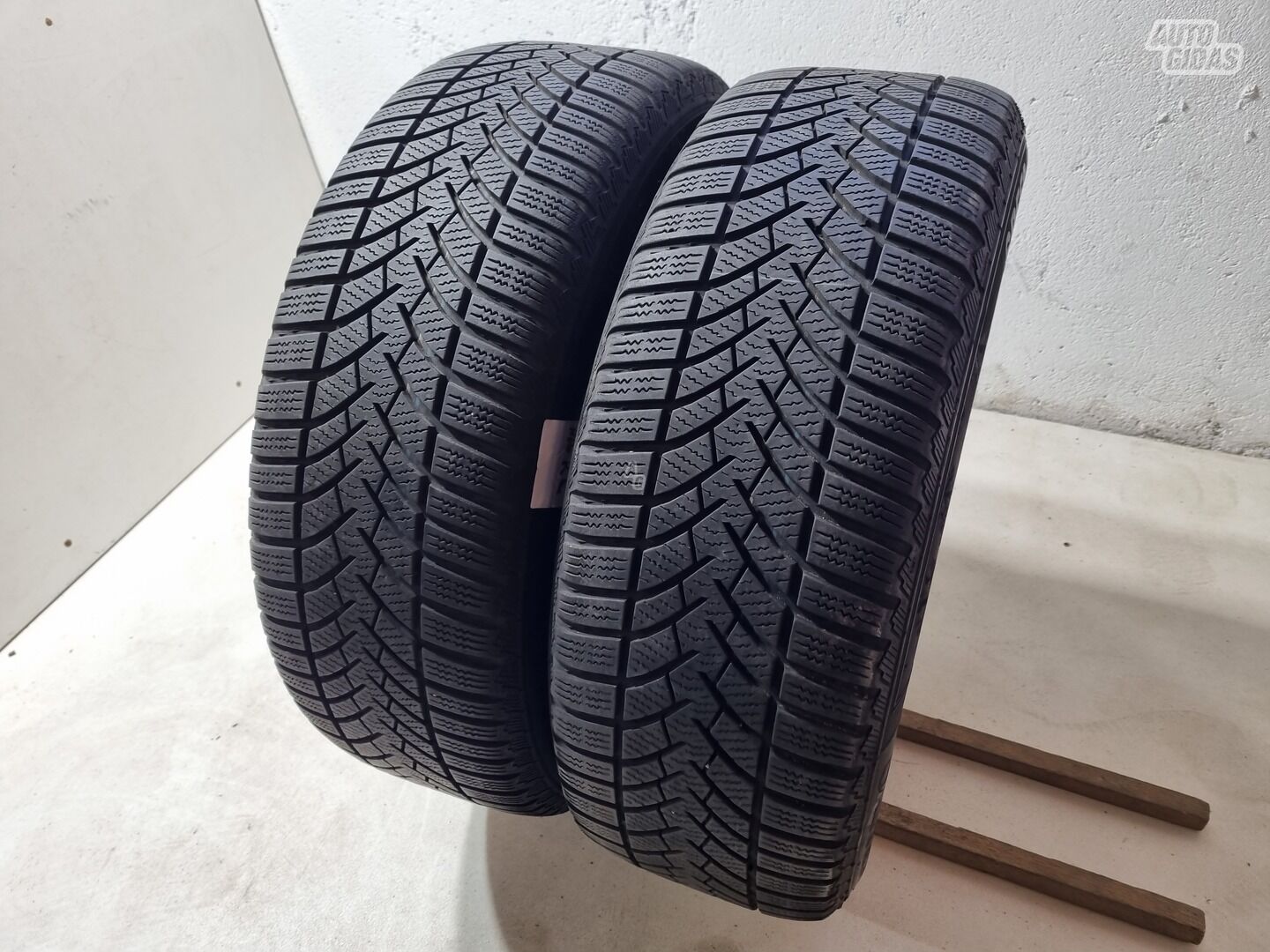 Semperit 5-6mm, 2019m R16 universal tyres passanger car