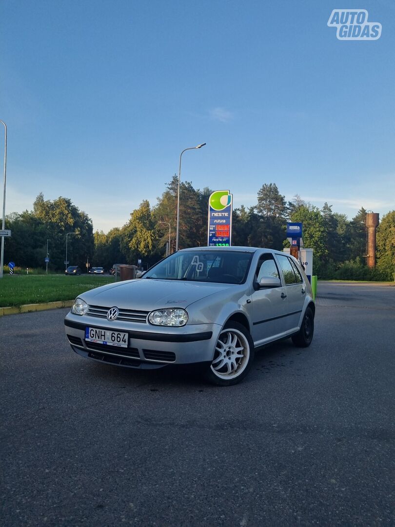 Volkswagen Golf TDI Basis 2000 г