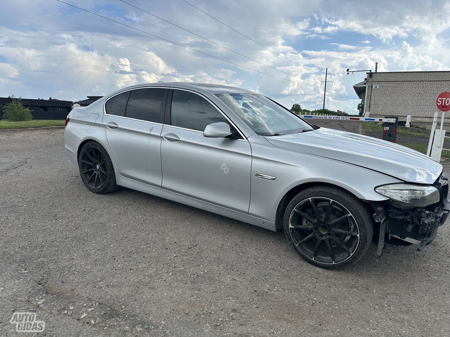 Bmw 530 2011 г Седан