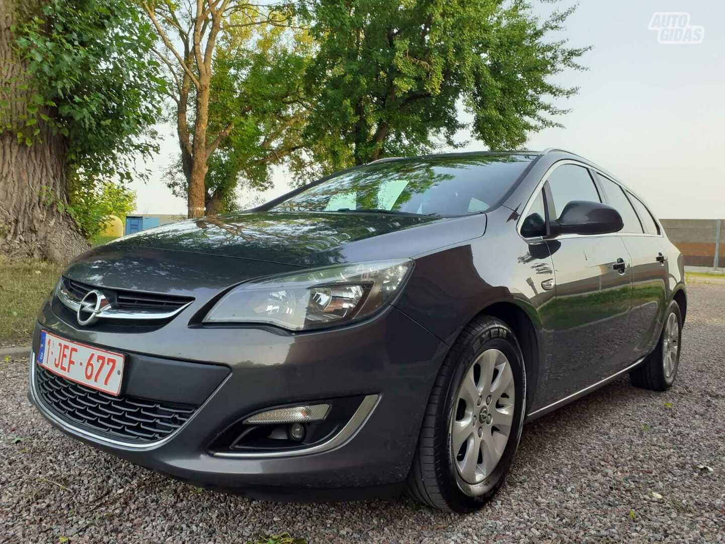 Opel Astra IŠSIMOKĖTINAI 2014 г