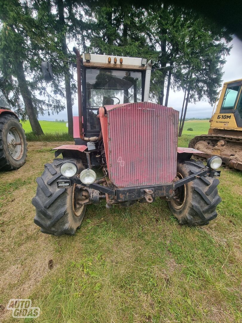 Fortschritt 323 1995 y Tractor