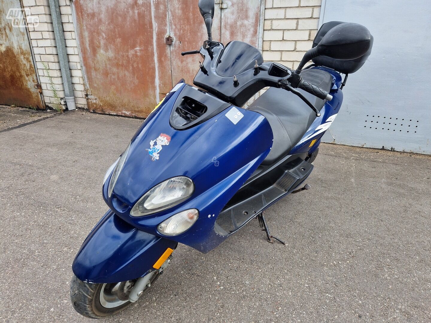 Yamaha YP 2001 y Scooter / moped