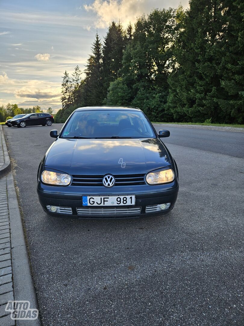 Volkswagen Golf 1998 y Hatchback