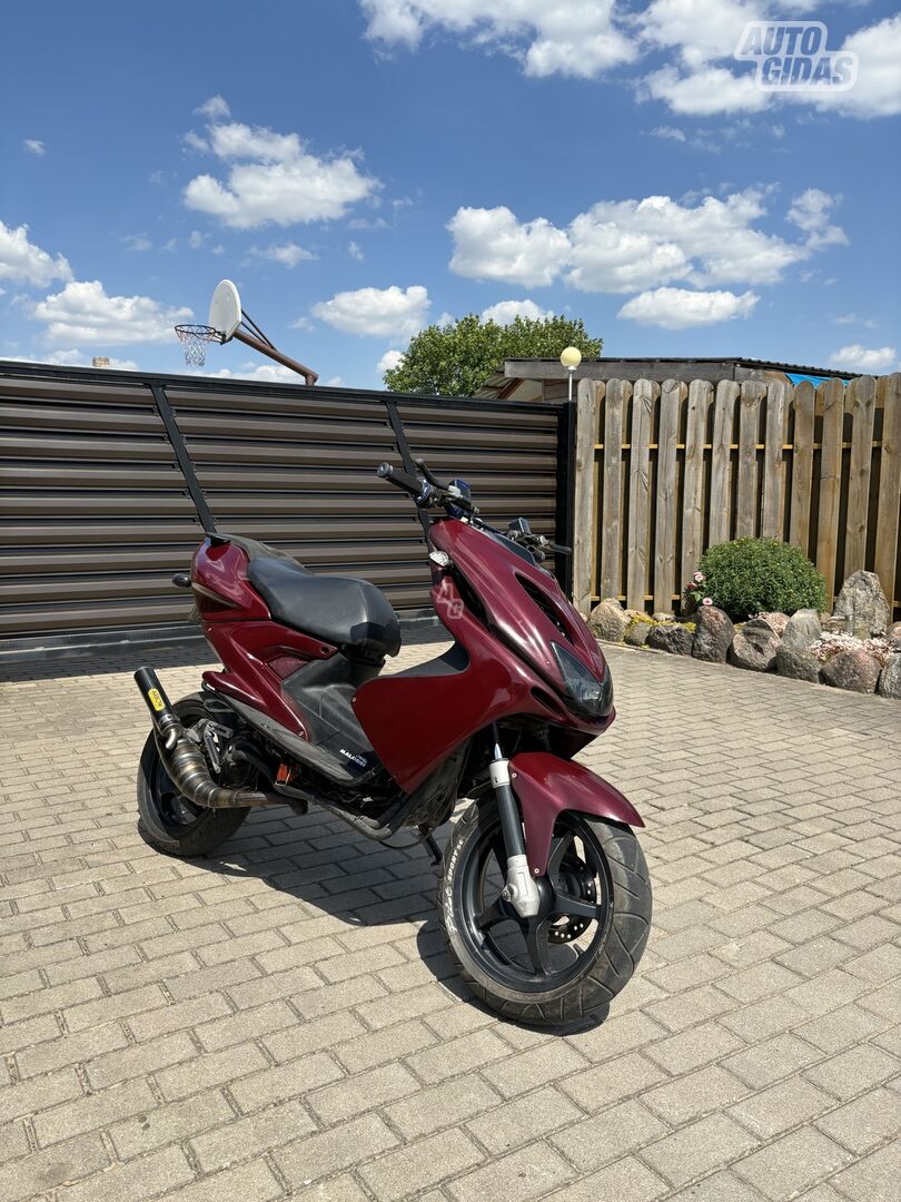 Yamaha Aerox 2007 y Scooter / moped