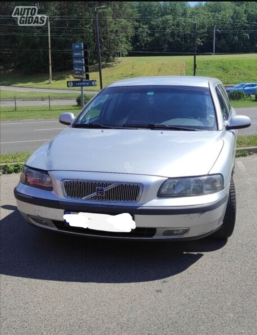 Volvo V70 2000 m dalys