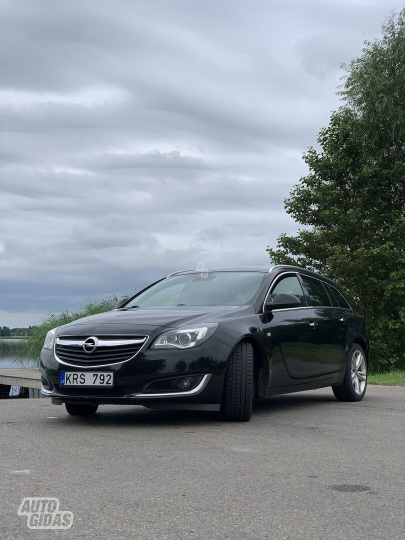 Opel Insignia OPC 2016 y