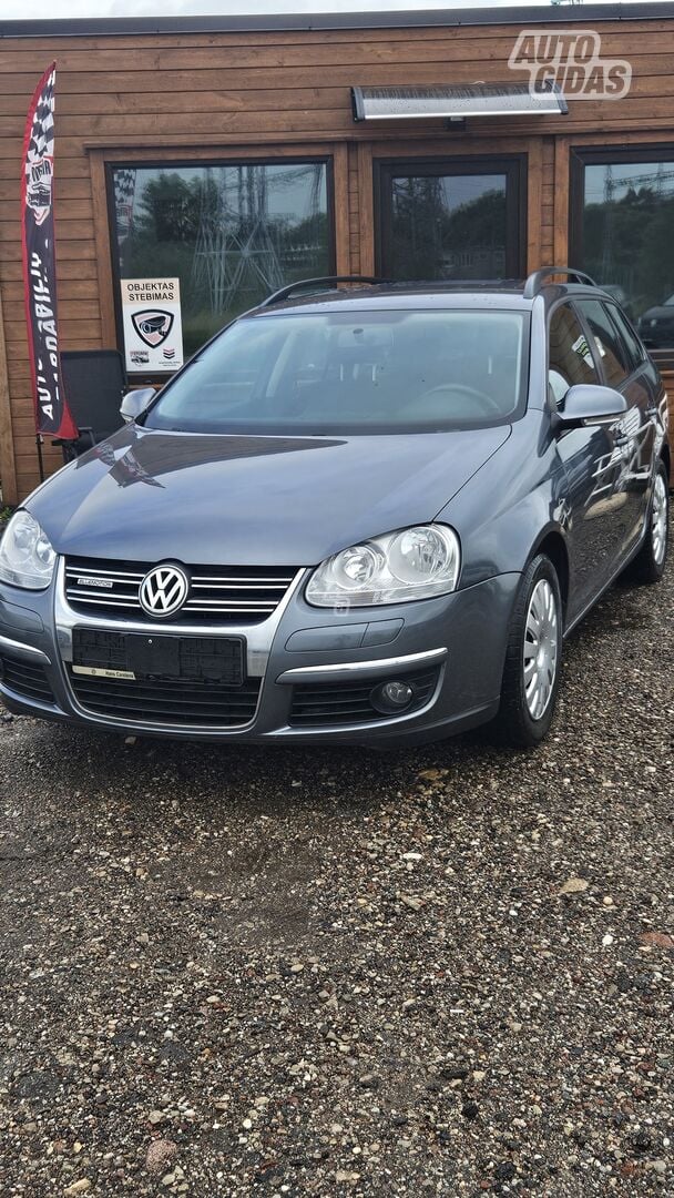 Volkswagen Golf TDI DPF BlueMot. Com 2009 y