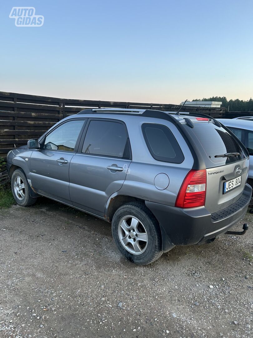 Kia Sportage 2006 г запчясти