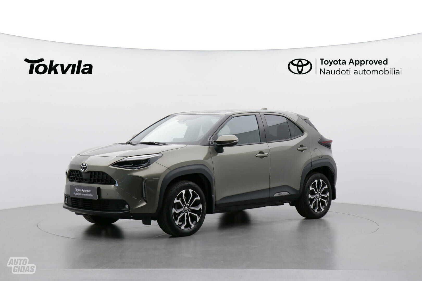Toyota Yaris Cross 2022 г Внедорожник