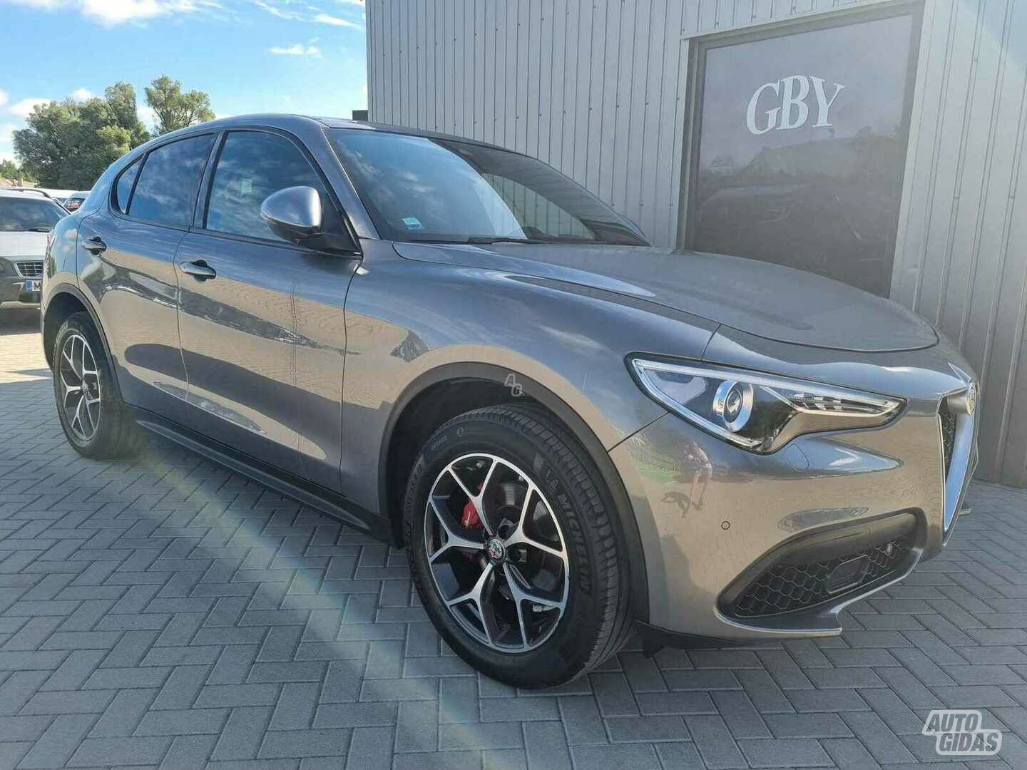 Alfa Romeo Stelvio  2017 m Visureigis / Krosoveris