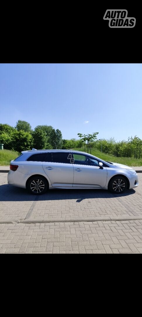 Toyota Avensis 2015 m Universalas