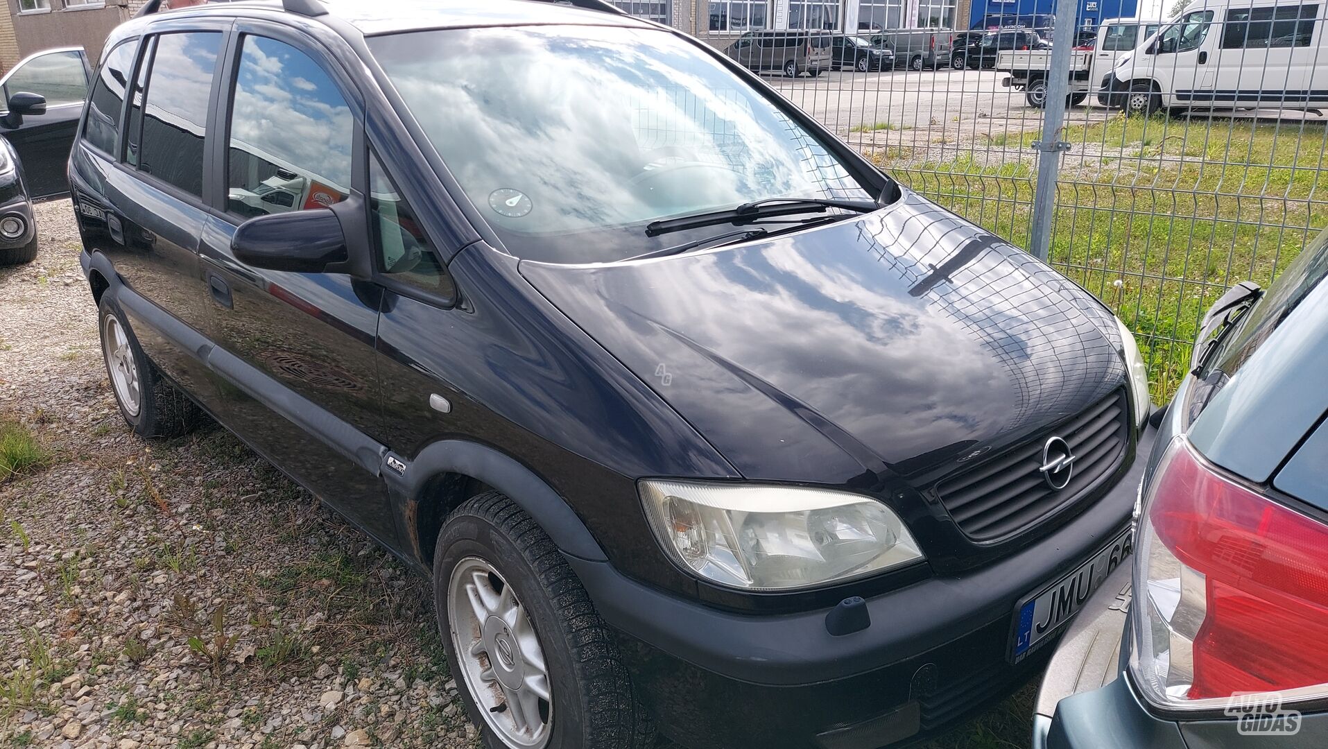 Opel Zafira DTI Elegance 2002 y