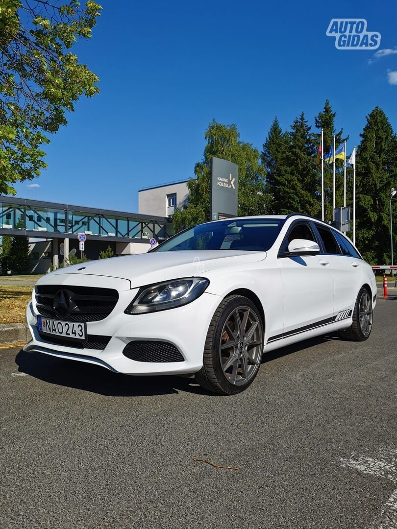 Mercedes-Benz C 220 Bluetec 2015 m