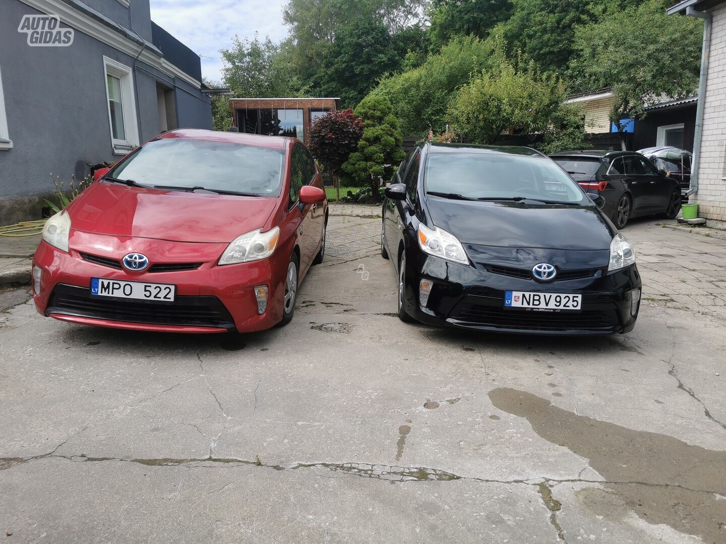 Toyota Prius IV 2013 г прокат