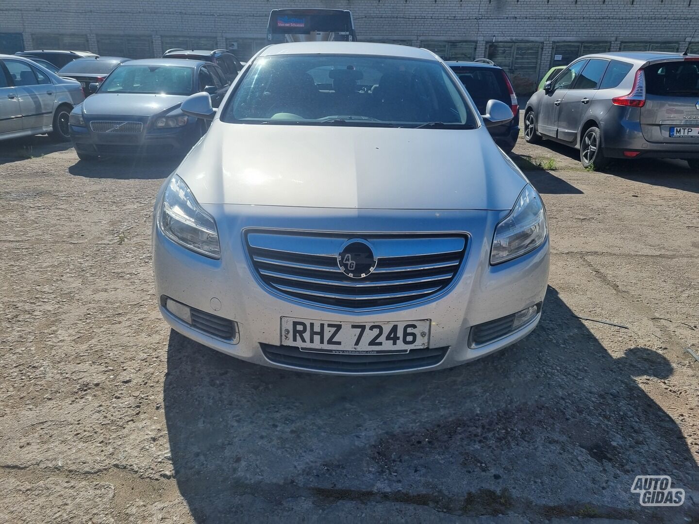 Opel Insignia 2012 m dalys