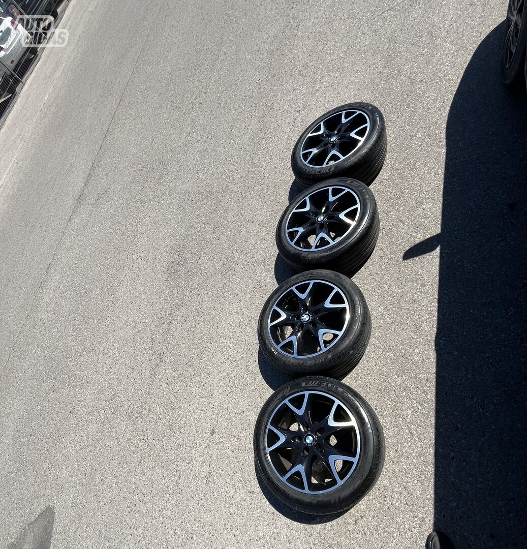 X3 light alloy R18 rims