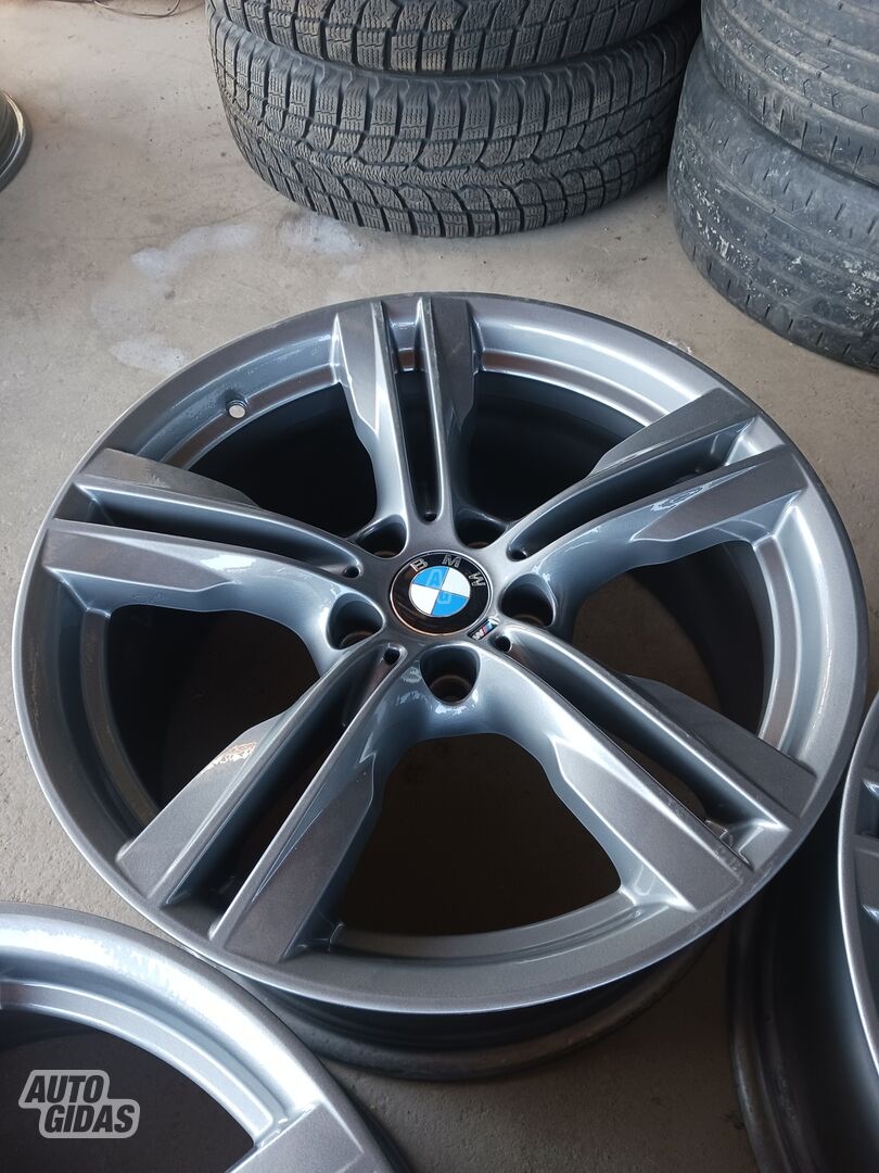 BMW 530 light alloy R19 rims