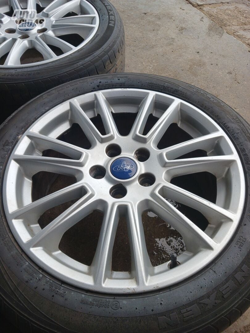 Ford light alloy R17 rims