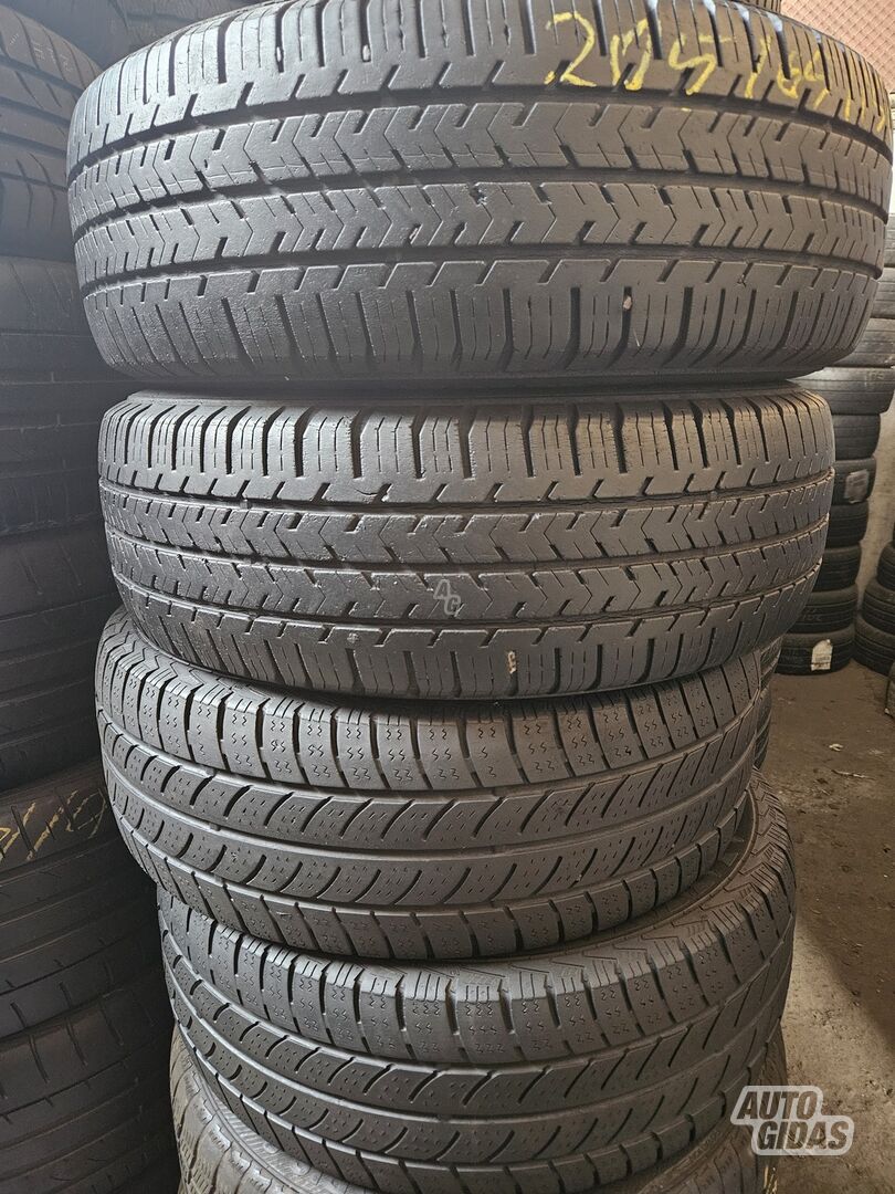 R15C universal tyres minivans