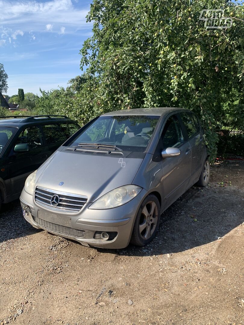 Mercedes-Benz A 180 2005 y parts