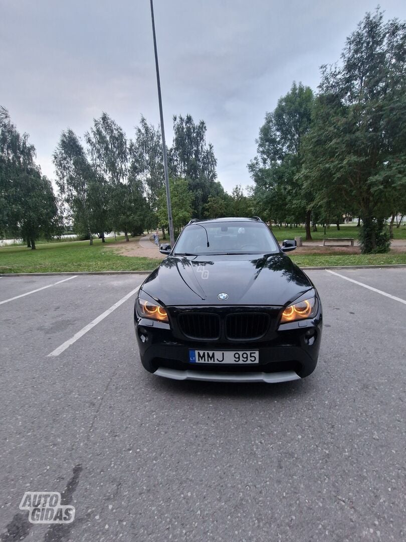 Bmw X1 2010 г Внедорожник