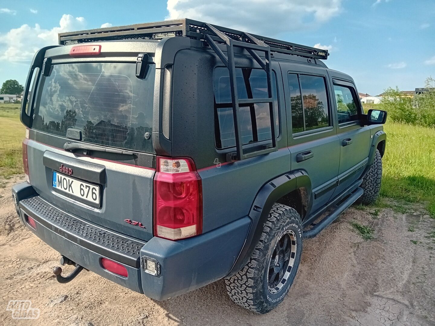 Jeep Commander V8 2007 г