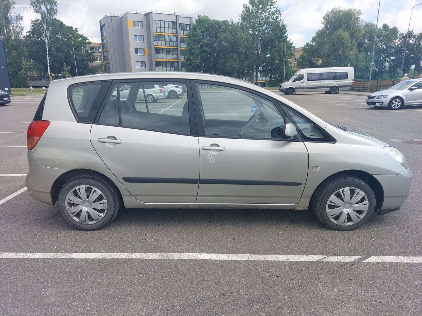 Toyota Corolla Verso 2003 y Van