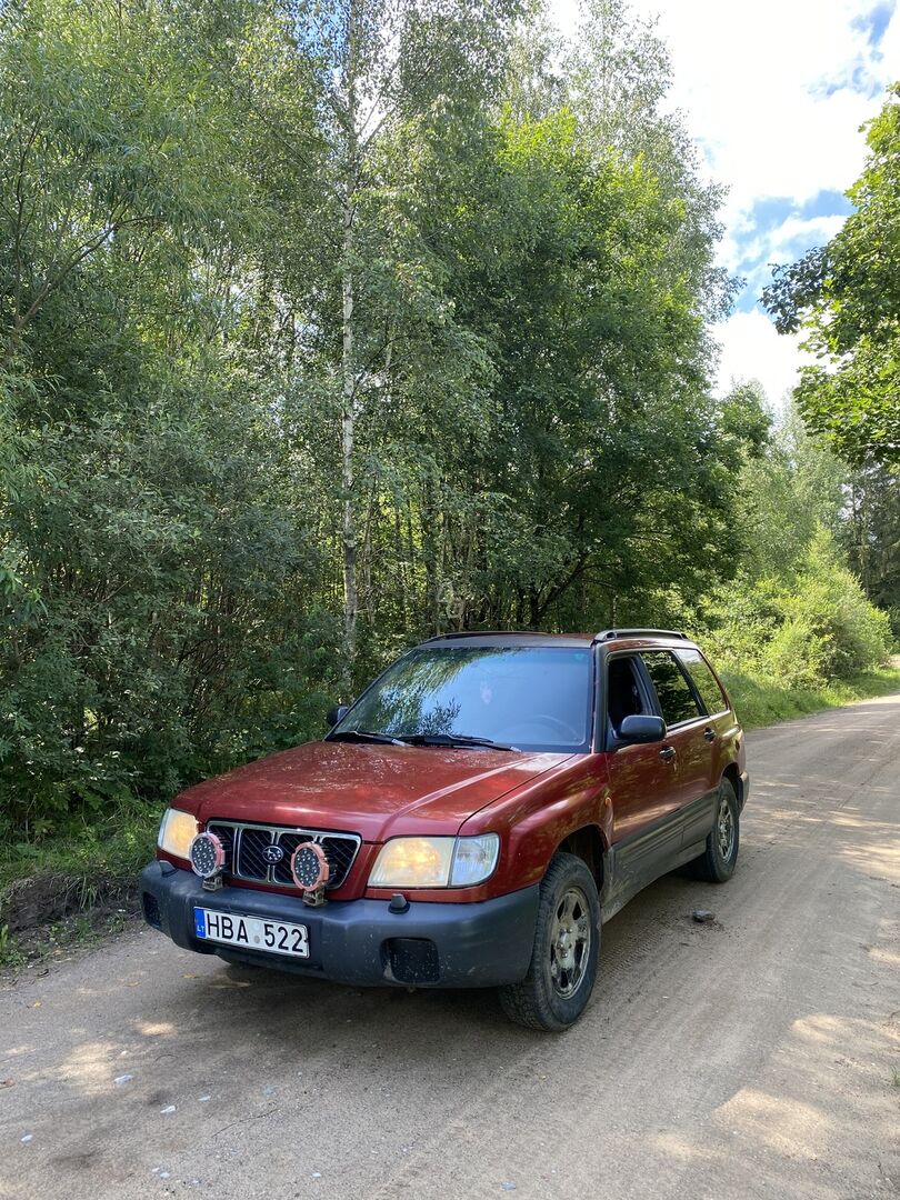 Subaru Forester 2003 m Hečbekas