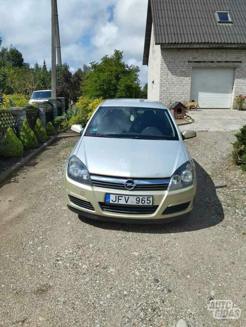 Opel Astra 2004 г Хэтчбек