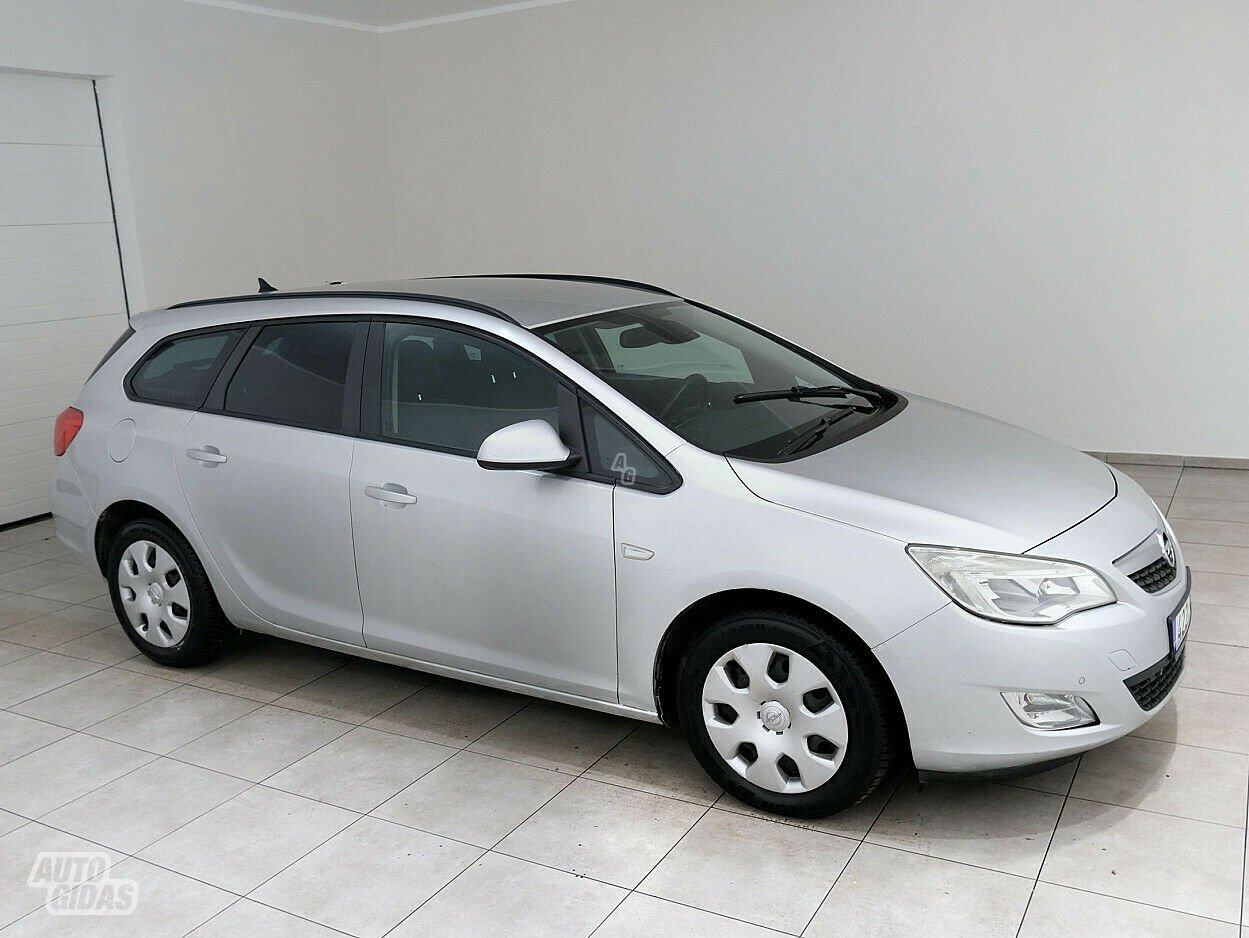 Opel Astra CDTi 2011 m