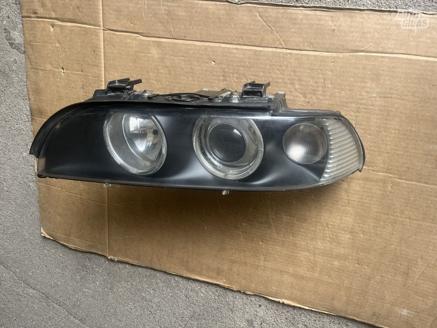 BMW-5 kl., E-39 fl europinis halogen žibintas, pilnas, restauruotas, Bmw Serija 5 2002 г запчясти