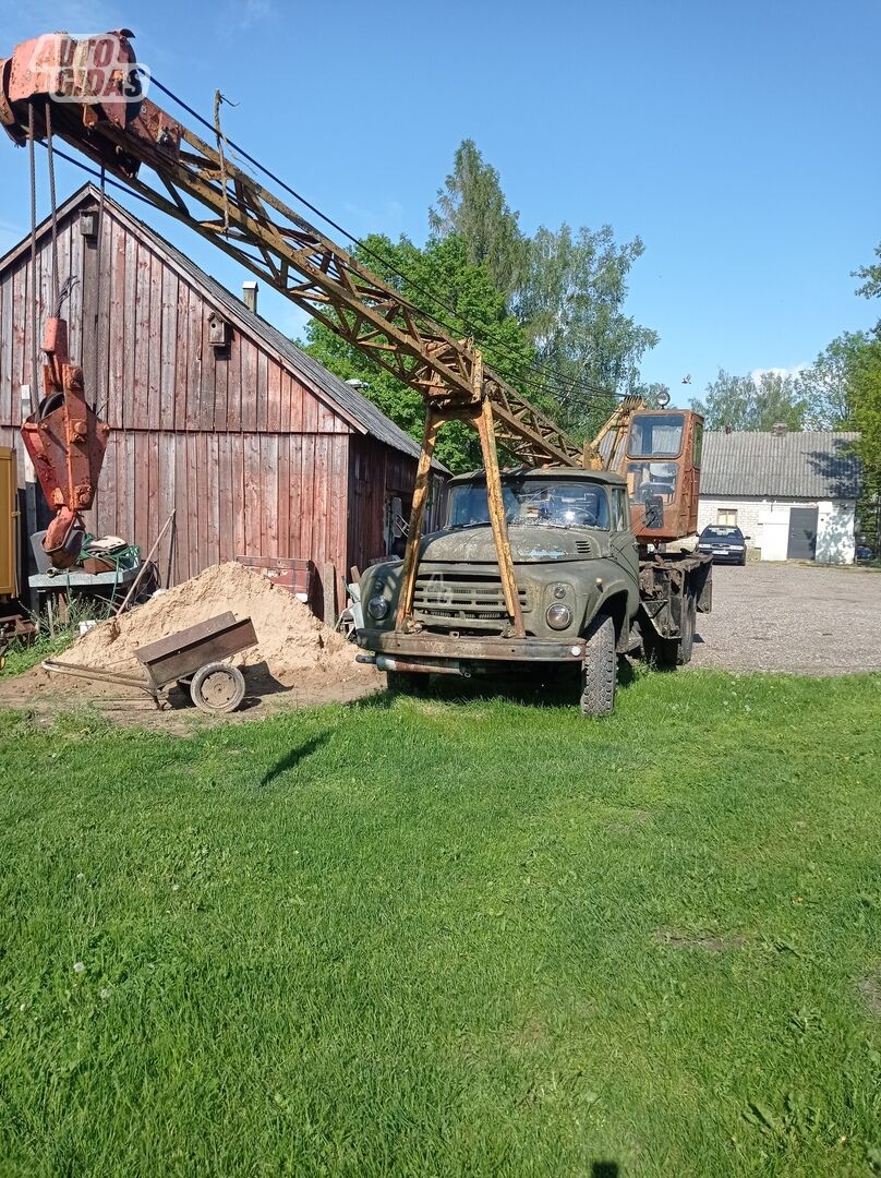 Zil 130 1976 y Truck crane