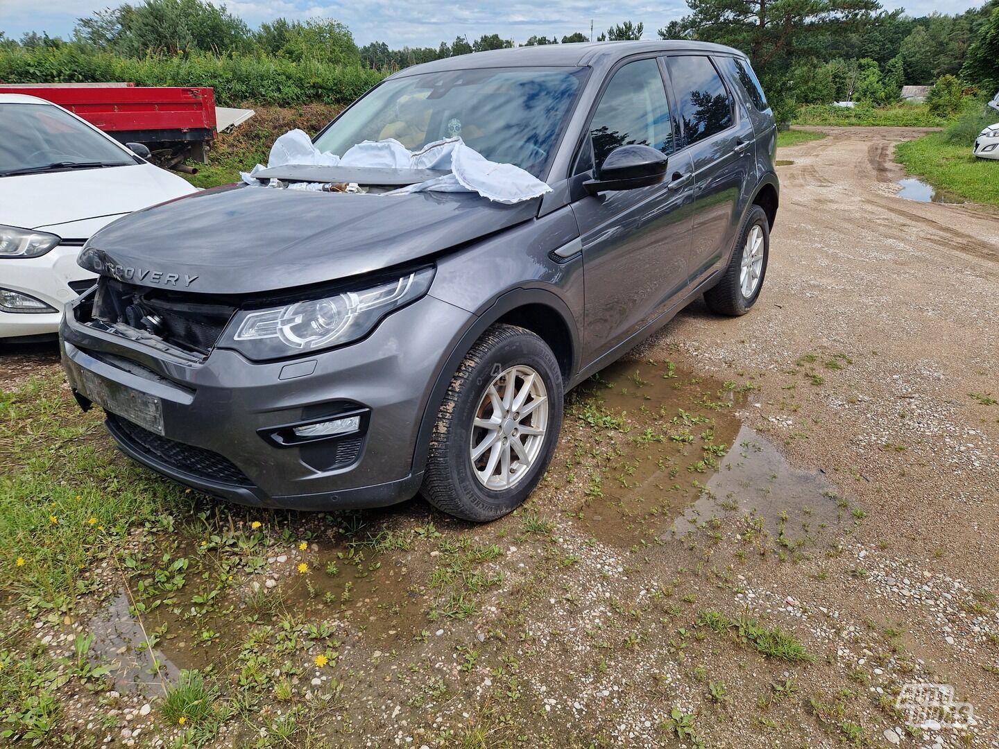 Land Rover Discovery Sport 2016 m dalys