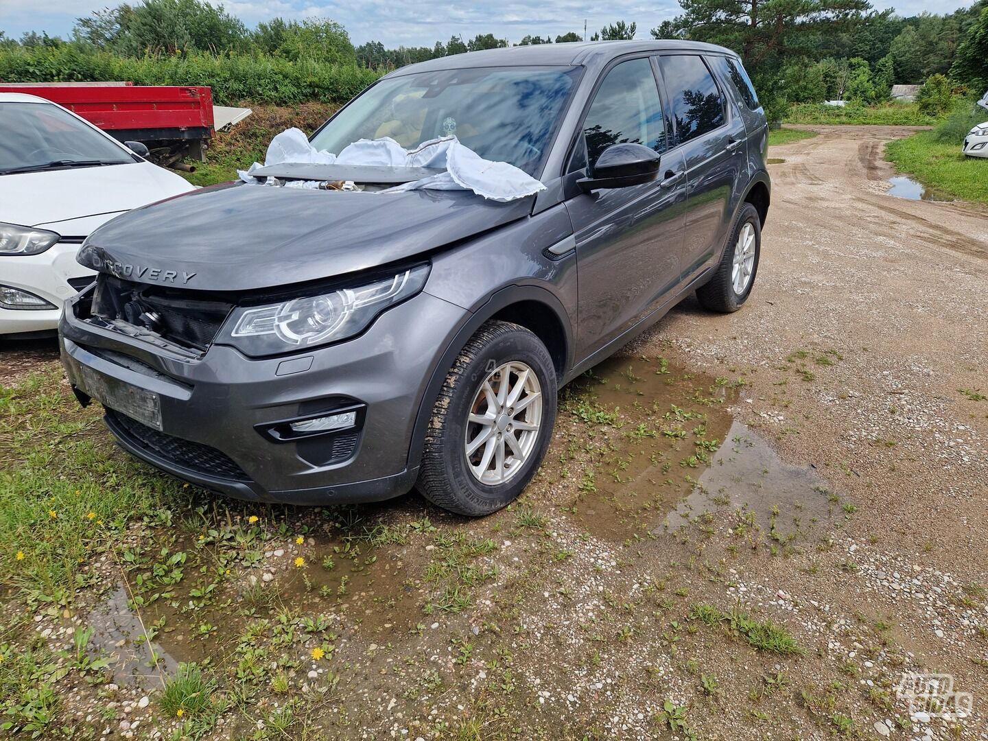 Land Rover Discovery Sport 2016 m dalys